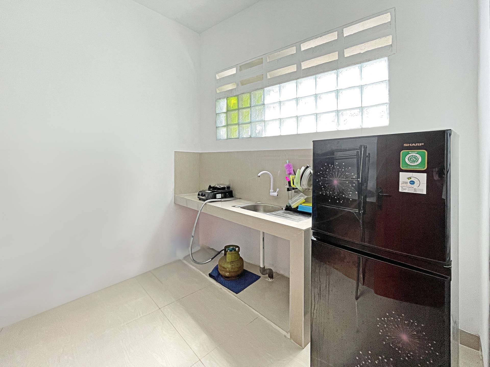 https://images.rukita.co/buildings/building/bbf8322b-c67.jpg