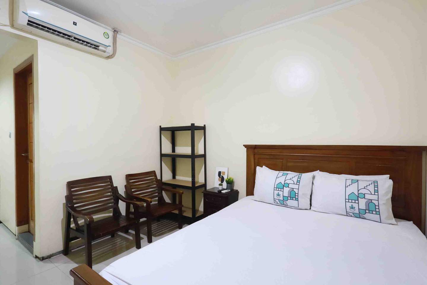 Foto Rukita Unit Alif AB11 Kost Putra Syariah Waru Sidoarjo