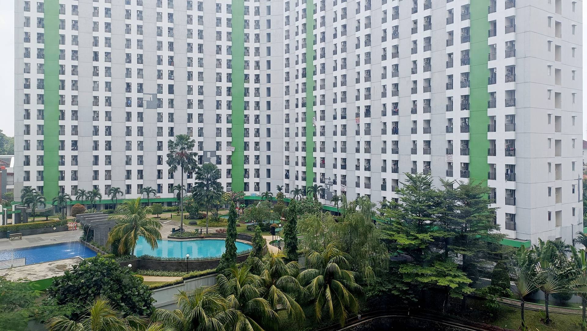 https://images.rukita.co/buildings/building/bf27b5f5-fe9f-48ae-9f26-fbaaffcd6065.jpg