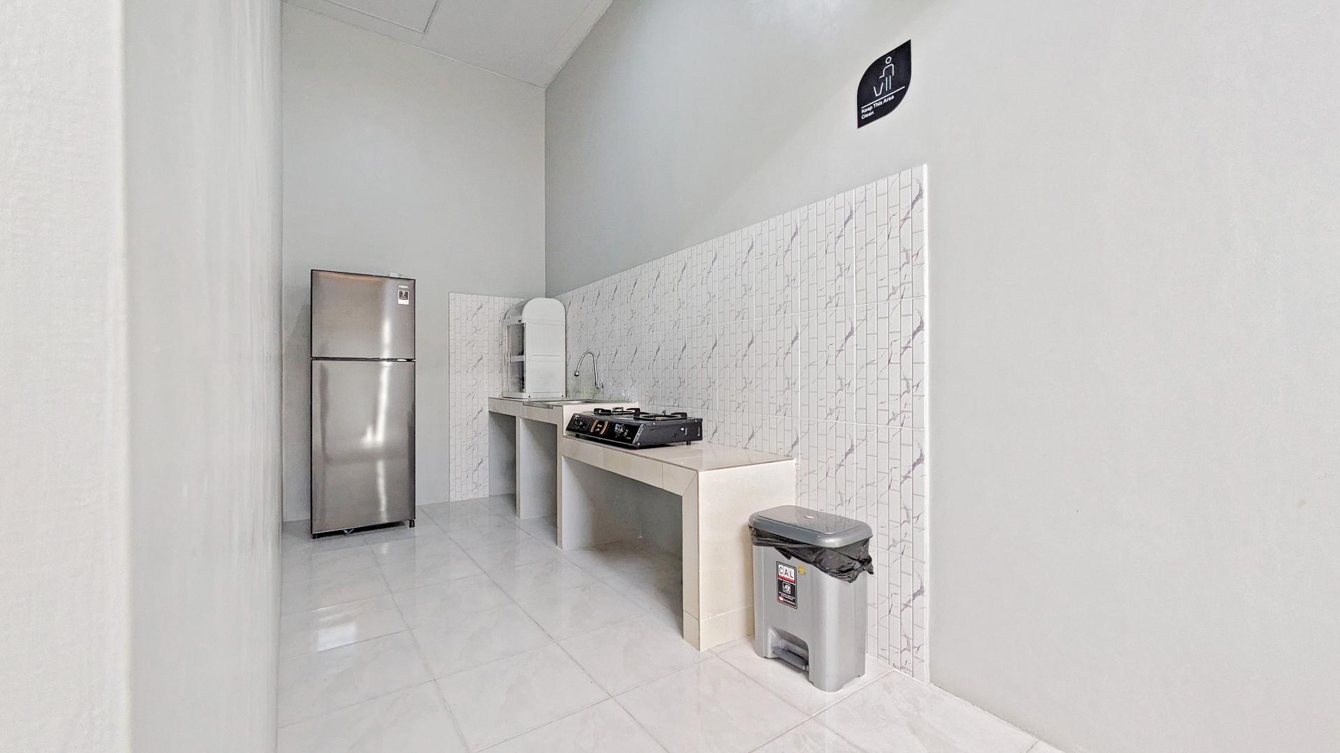 https://images.rukita.co/buildings/building/bf2d5a75-9aa.jpg