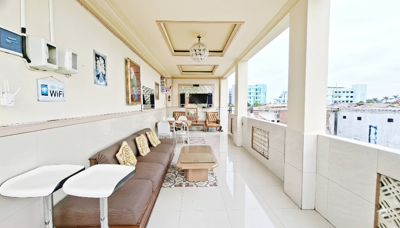 https://images.rukita.co/buildings/building/bf7d19ac-db47-4653-8d89-b0a3167da444.png