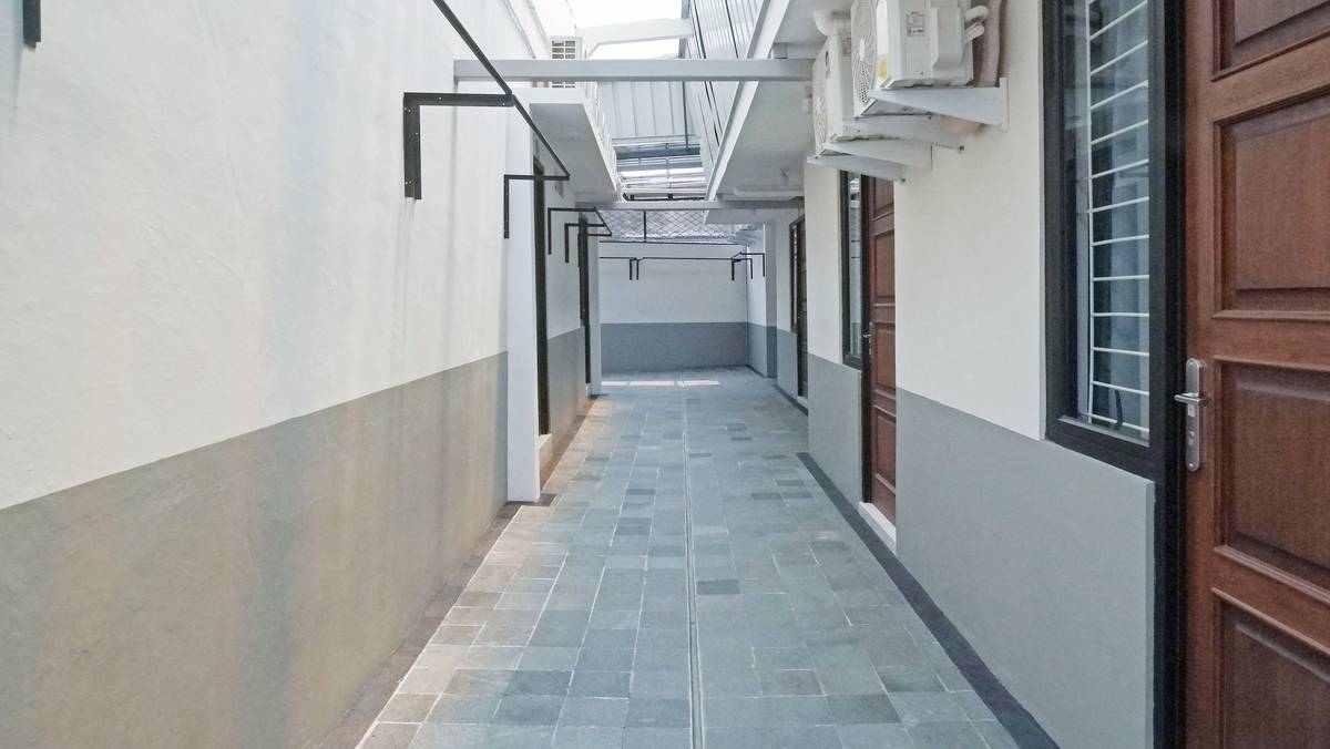 https://images.rukita.co/buildings/building/c4dfe8d2-8a0.jpg