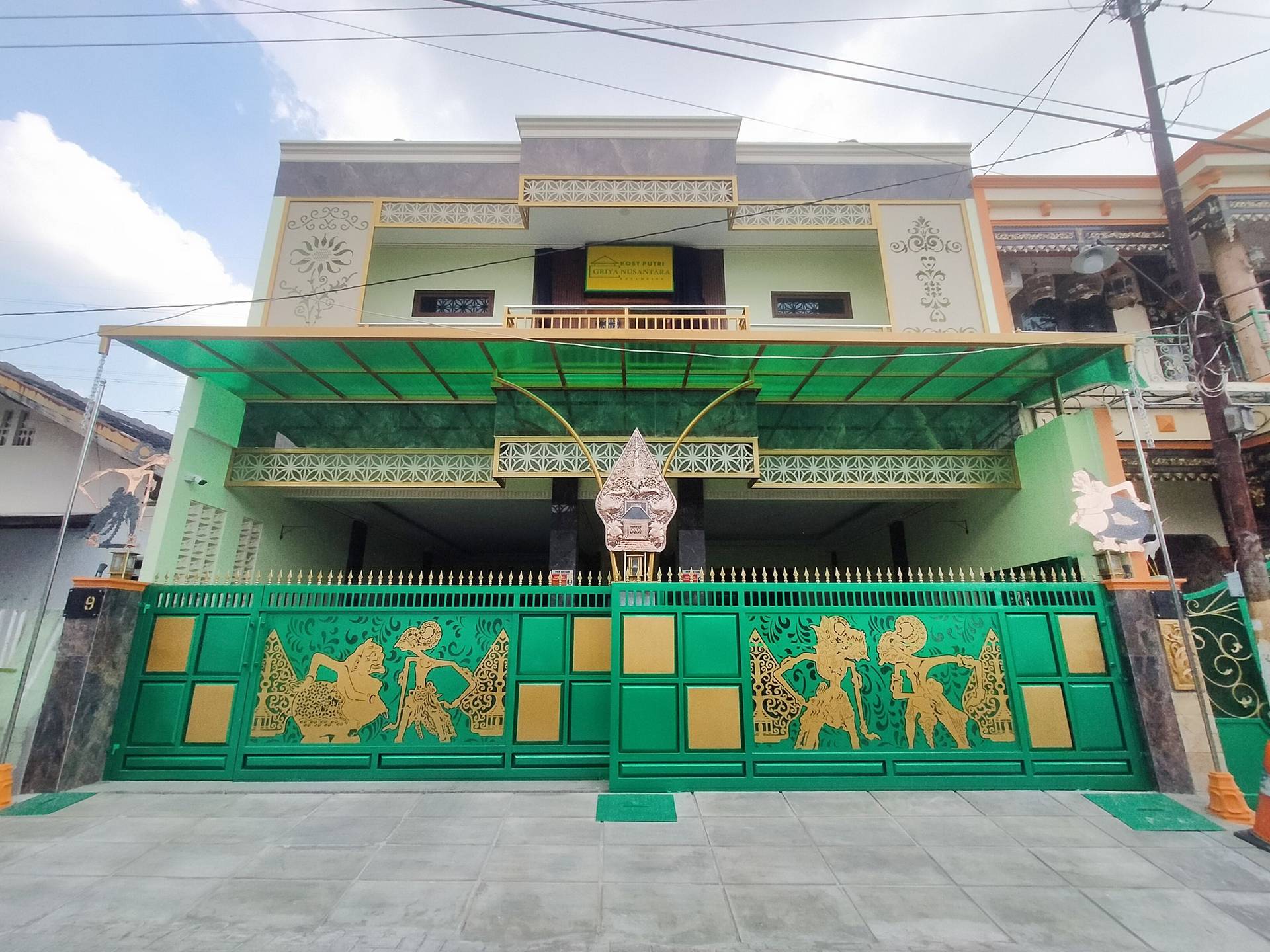 https://images.rukita.co/buildings/building/c7496ced-7a49-47fe-b9f1-235902e69b8c.jpg