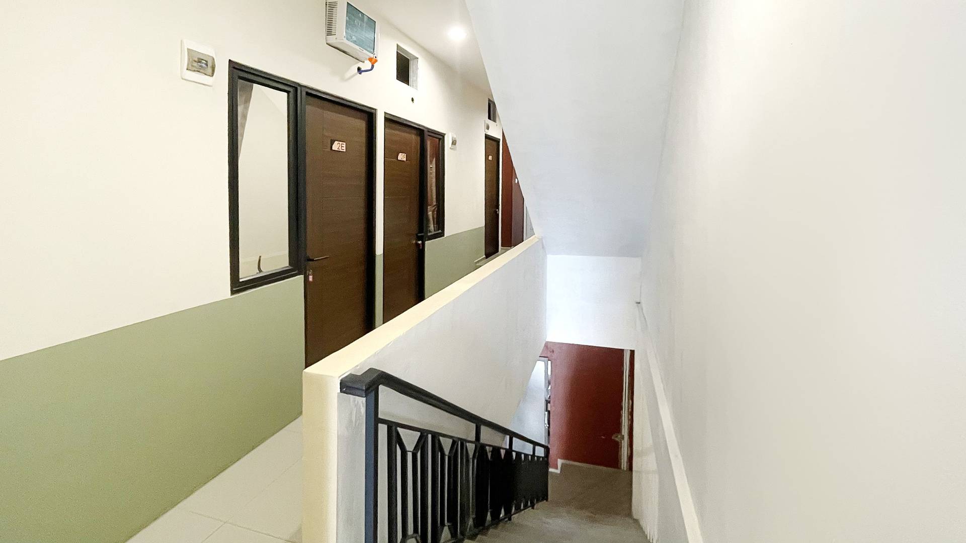 https://images.rukita.co/buildings/building/c7a81cf0-f6cc-4191-a701-e96d072ac0c1.jpg