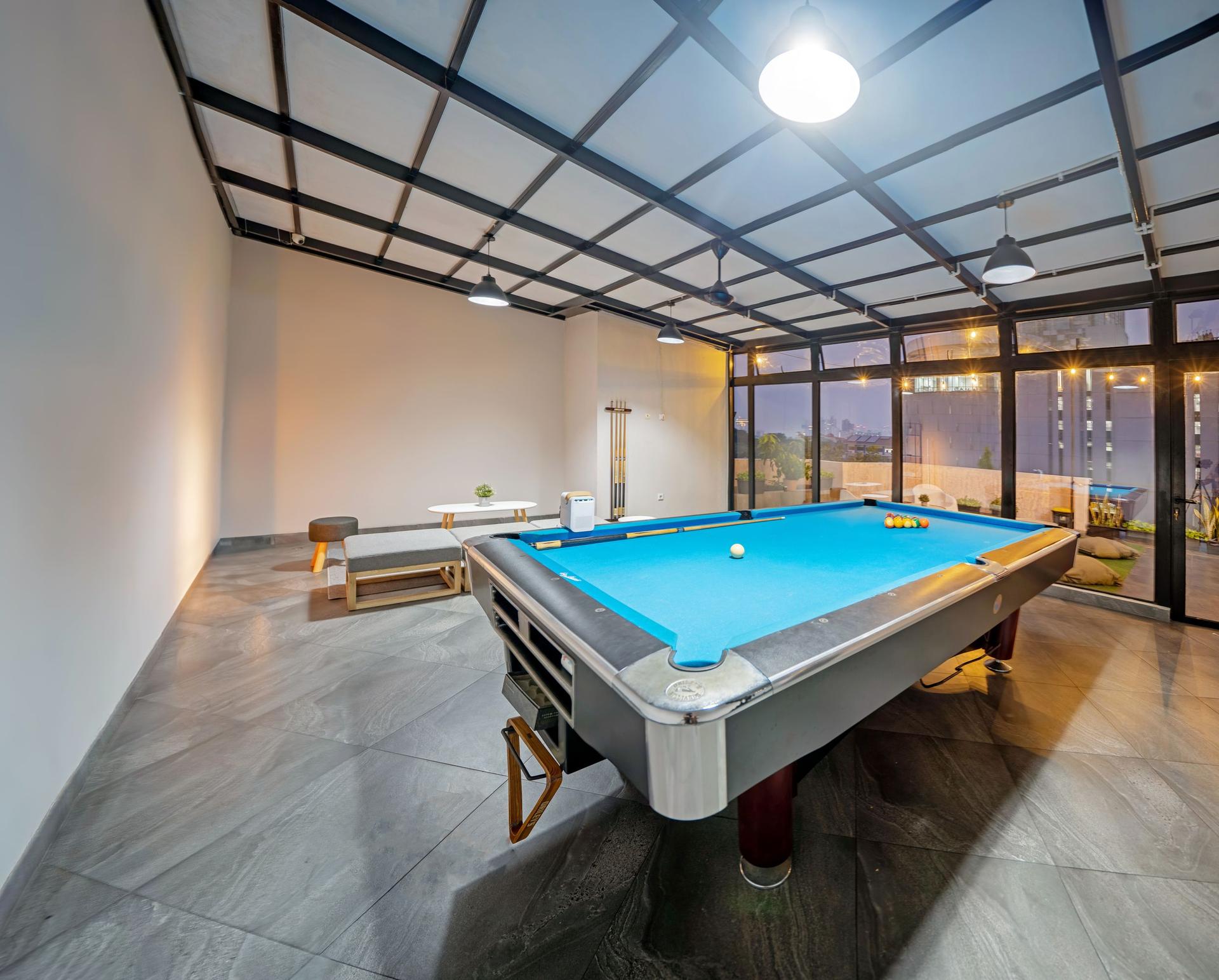 https://images.rukita.co/buildings/building/c80c5a72-0fa.jpg