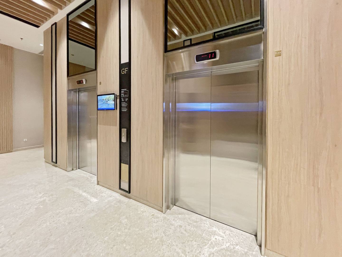 https://images.rukita.co/buildings/building/c81bba7f-c37.jpg