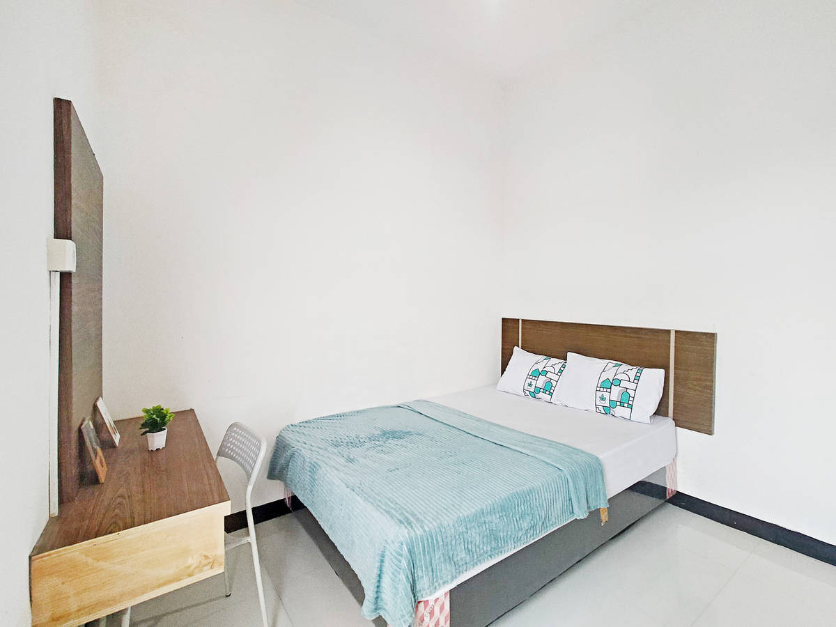 https://images.rukita.co/buildings/building/c96e9979-8b0.jpg