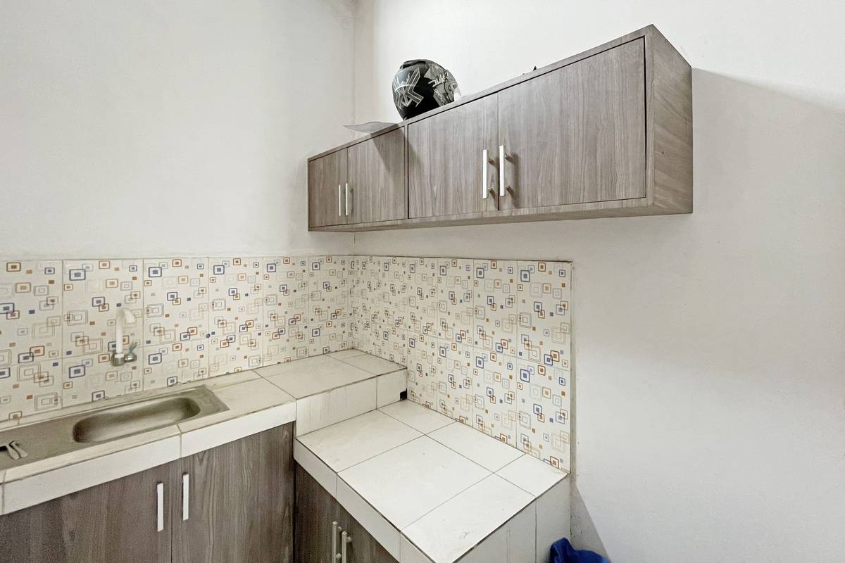 https://images.rukita.co/buildings/building/ca3b91ab-efe.jpg