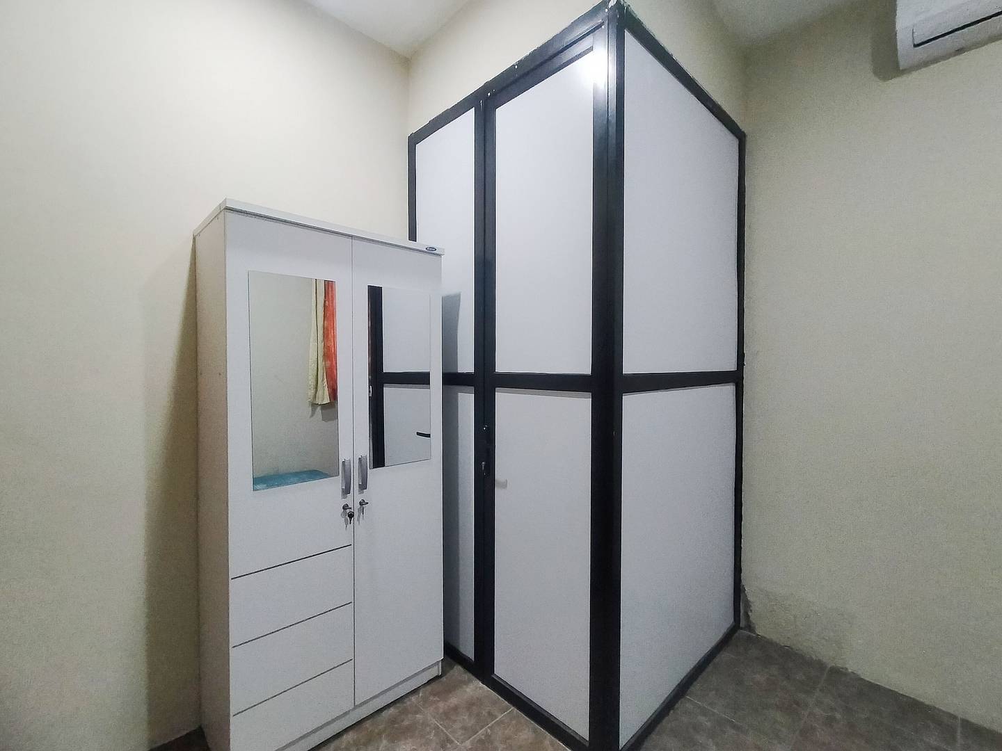 Foto Rukita Unit Trio Residence Yos Sudarso Semarang