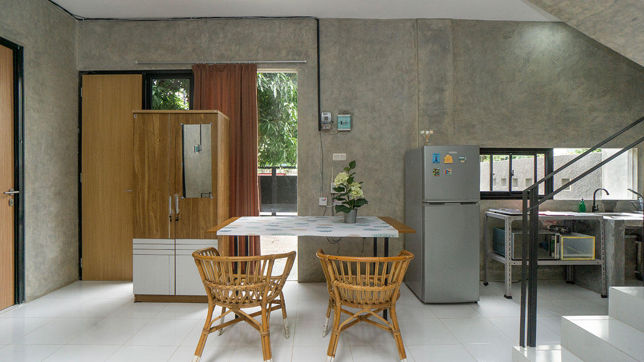 https://images.rukita.co/buildings/building/cda5bee3-59a.jpg