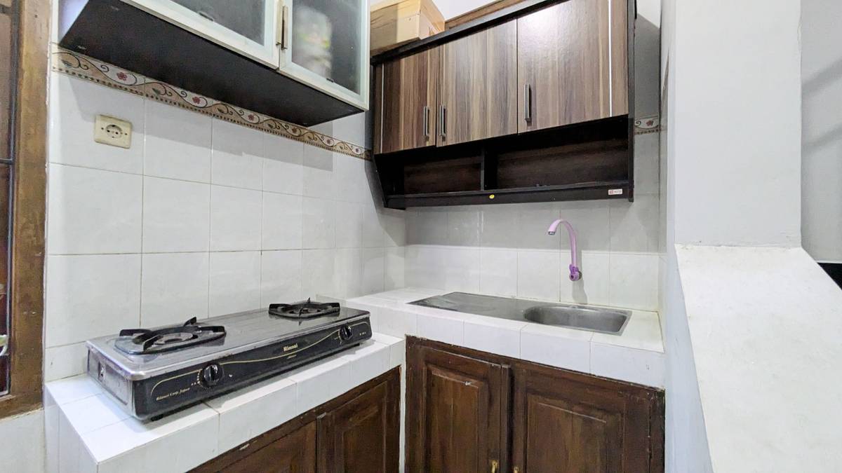 https://images.rukita.co/buildings/building/ce36e2c7-c03.jpg
