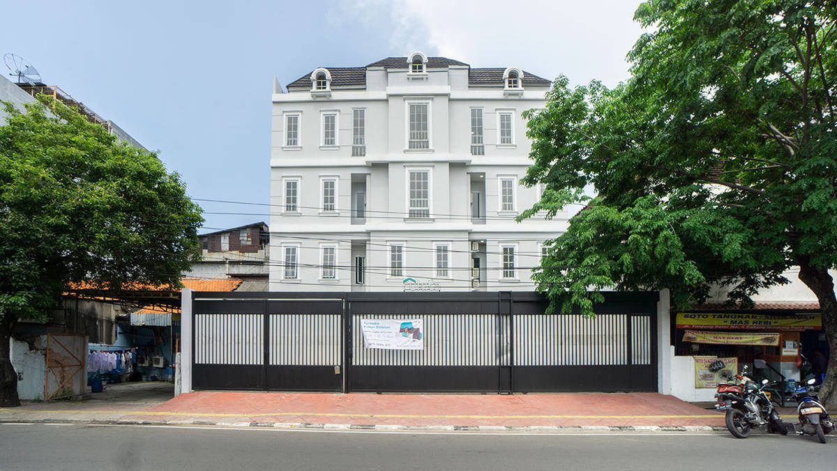 https://images.rukita.co/buildings/building/cecec6db-b0f.jpg
