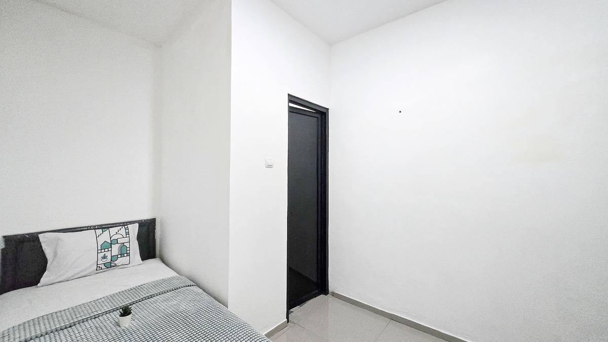 https://images.rukita.co/buildings/building/cfa3cef6-822.jpg