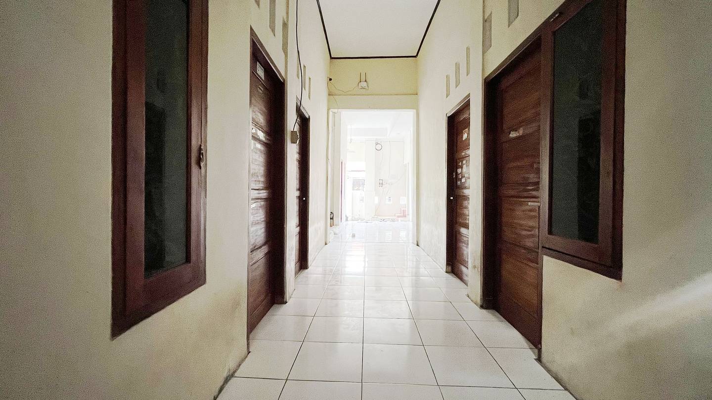 https://images.rukita.co/buildings/building/d00fbd20-86f.jpg