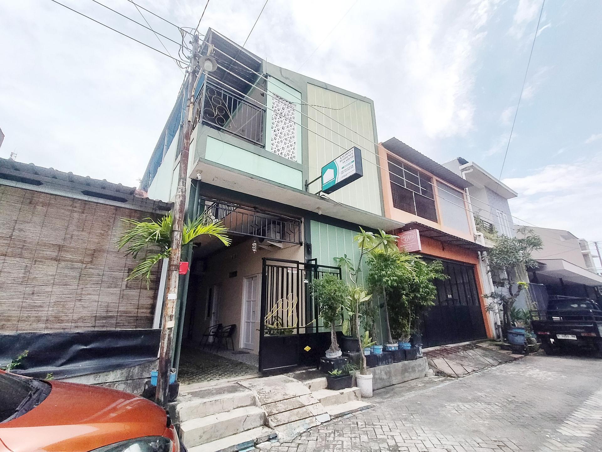 https://images.rukita.co/buildings/building/d05c7ddb-bdae-412b-8b76-cb45a730ca00.jpg