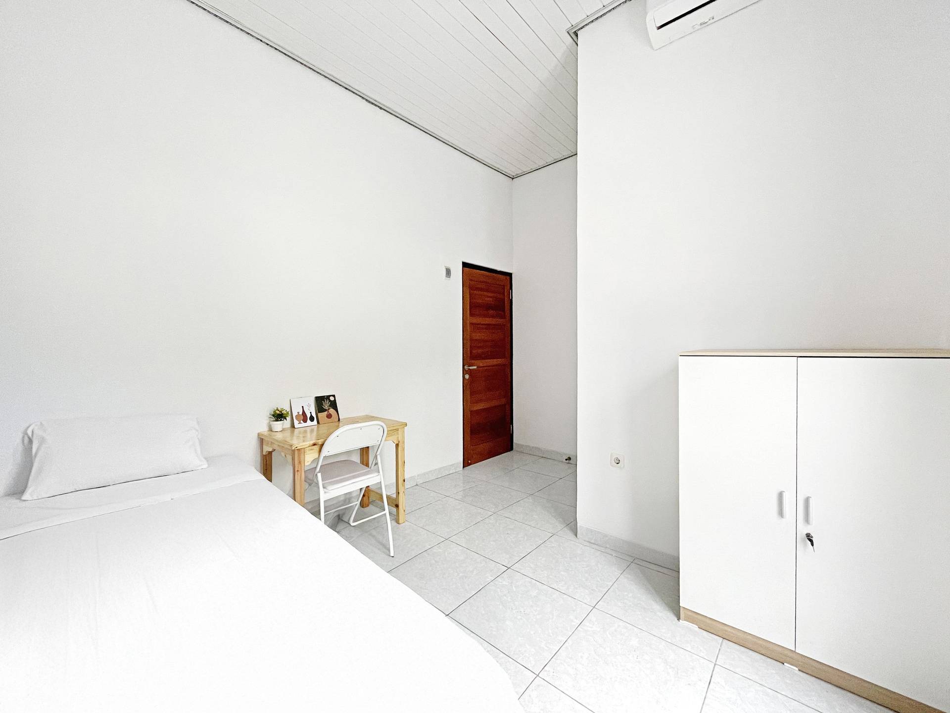 https://images.rukita.co/buildings/building/d0dc0539-982.jpg