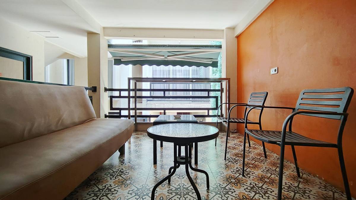 https://images.rukita.co/buildings/building/d2bc83de-47a.jpg