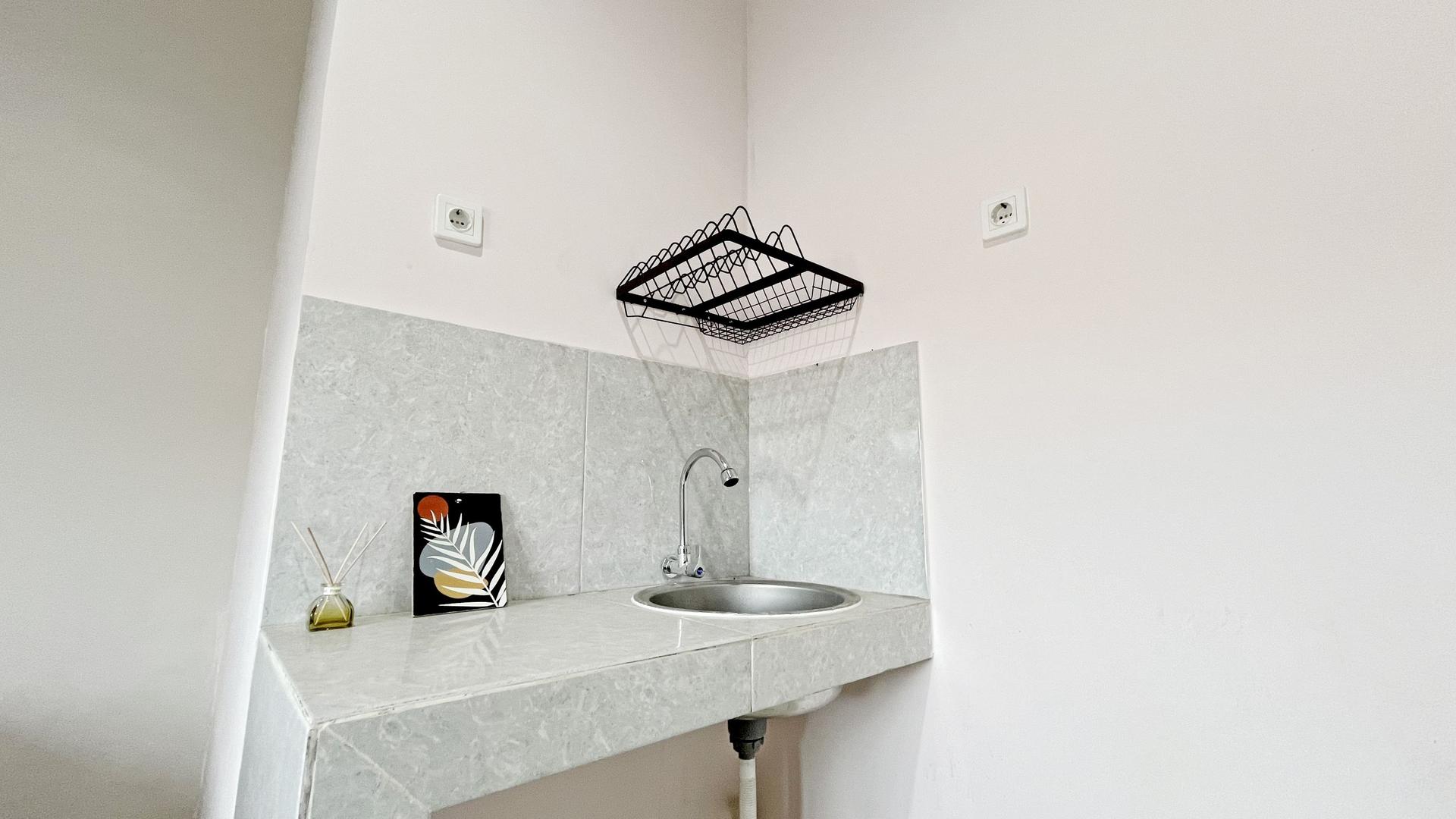 https://images.rukita.co/buildings/building/d3209831-4a7.jpg