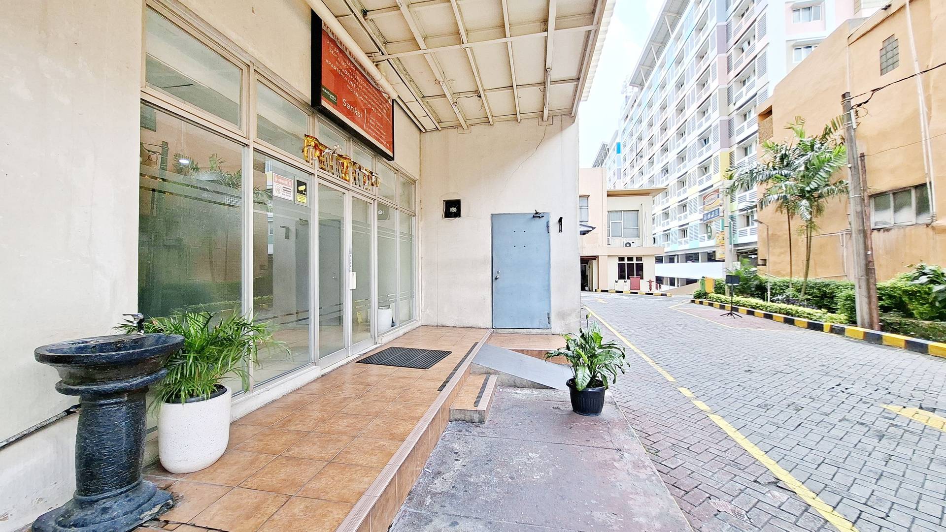 https://images.rukita.co/buildings/building/d5b24b78-4d4d-4fe0-b504-3d7b7441727b.jpg