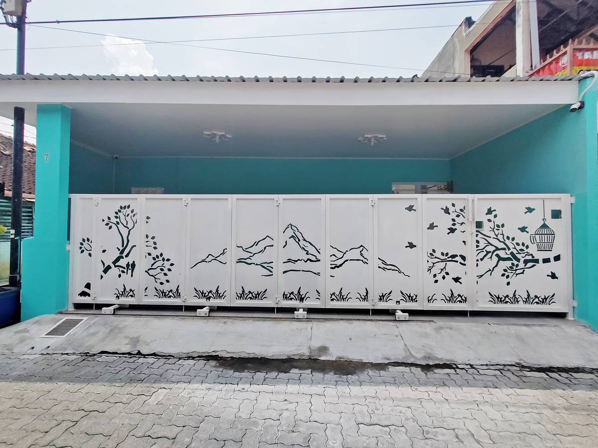 https://images.rukita.co/buildings/building/d64b34ca-dcc.jpg
