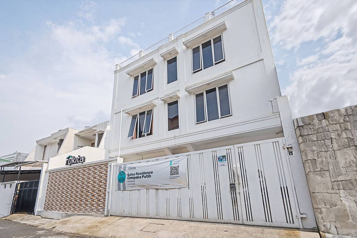 https://images.rukita.co/buildings/building/d72dfd23-36d.jpg