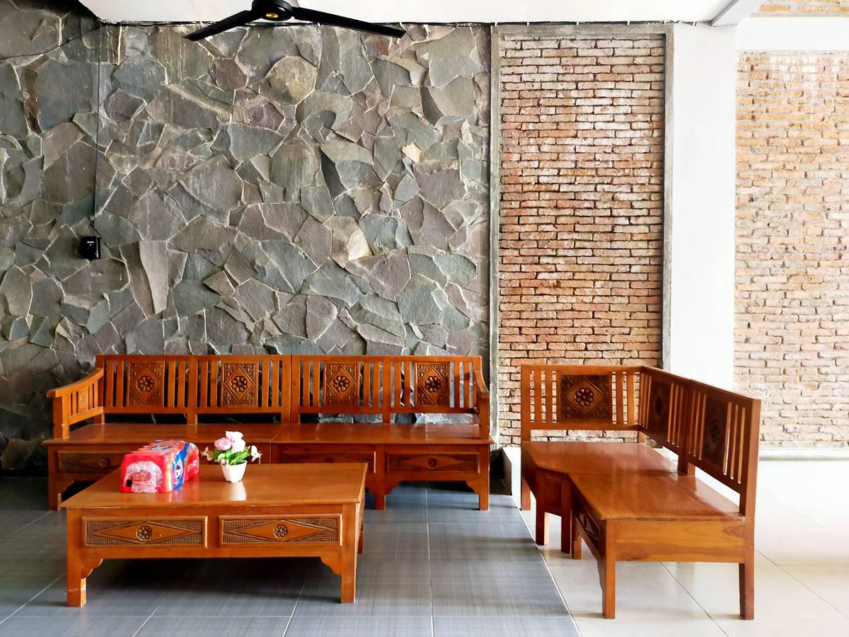 https://images.rukita.co/buildings/building/d7ed3f16-b206-44c2-bbe8-e525f53ab728.jpg