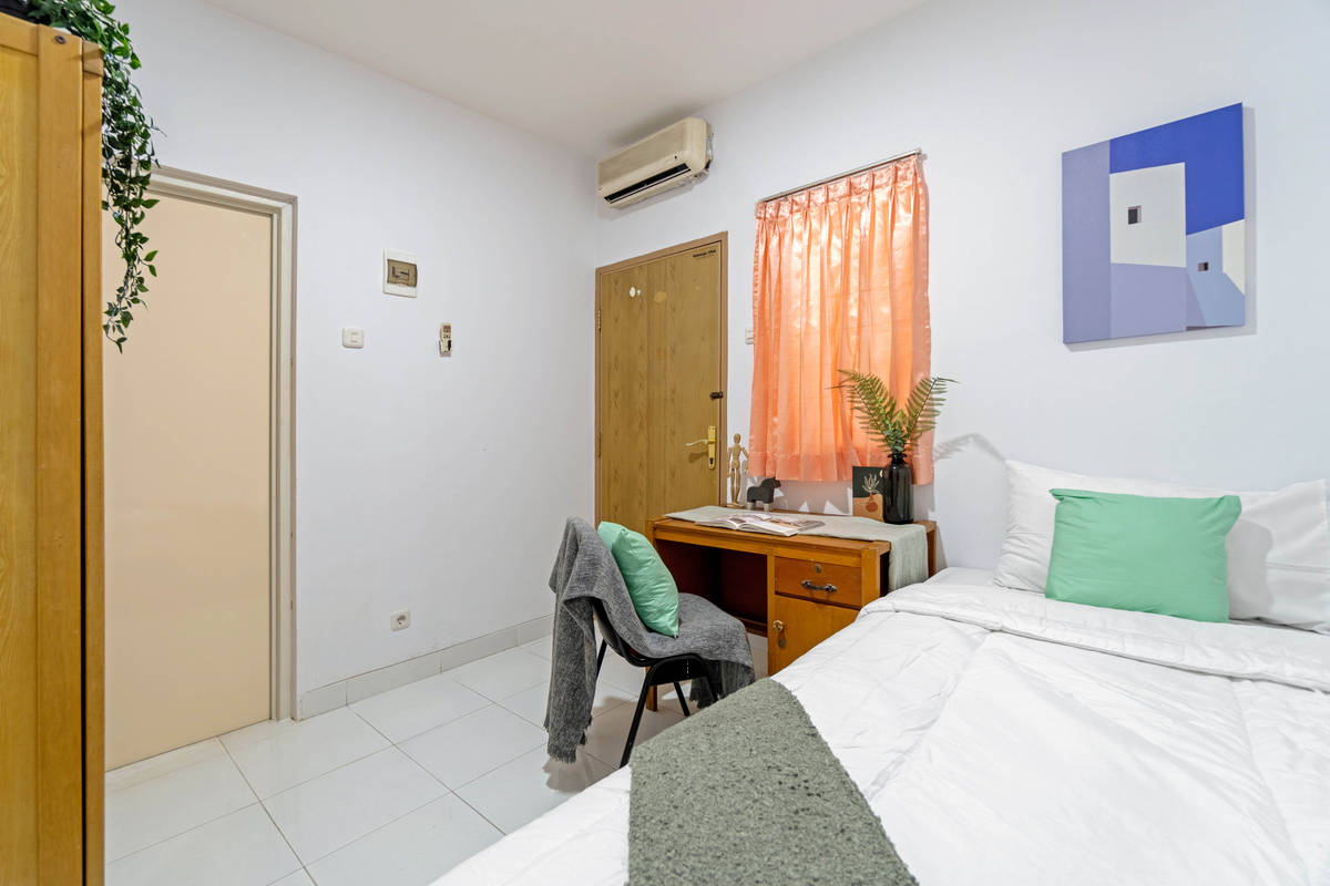 https://images.rukita.co/buildings/building/d960d394-2da.jpg