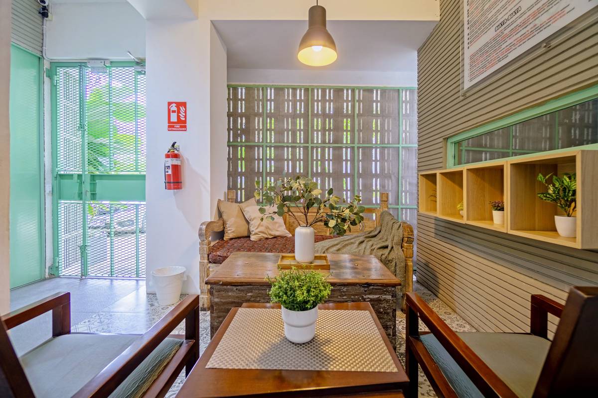 https://images.rukita.co/buildings/building/d9c68014-3a9.jpg