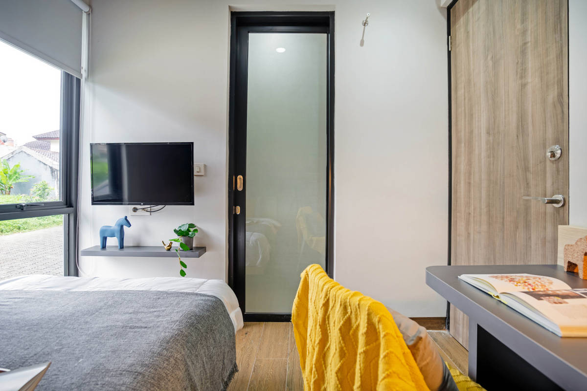 https://images.rukita.co/buildings/building/db0d626d-424.jpg
