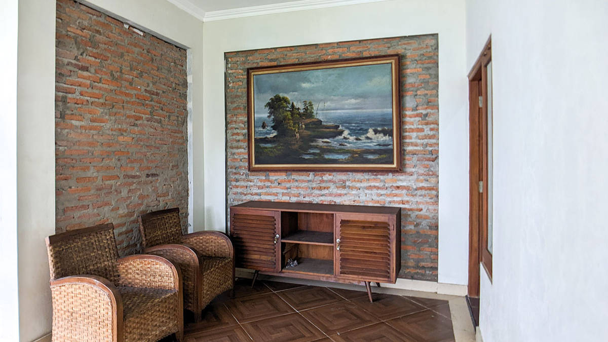 https://images.rukita.co/buildings/building/dbe8c6de-a48.jpg
