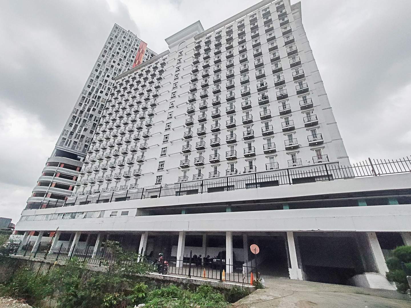 Foto Rukita Unit Apartemen Paltrow City Semarang - Studio City View #3