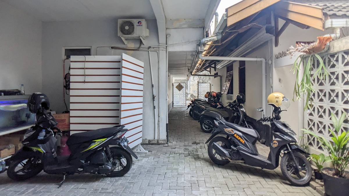 https://images.rukita.co/buildings/building/dd2a51bb-a02.jpg