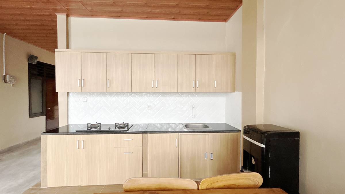 https://images.rukita.co/buildings/building/ddc426a5-271.jpg