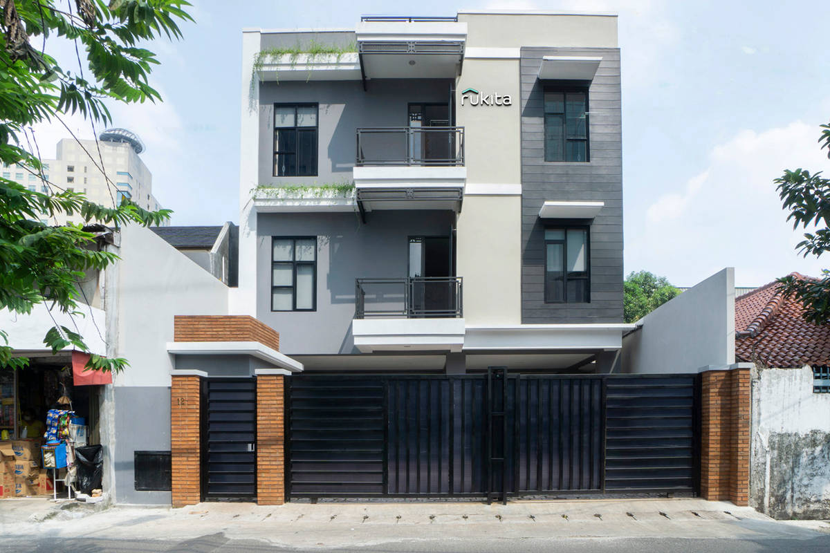 https://images.rukita.co/buildings/building/de3b7db7-103.jpg