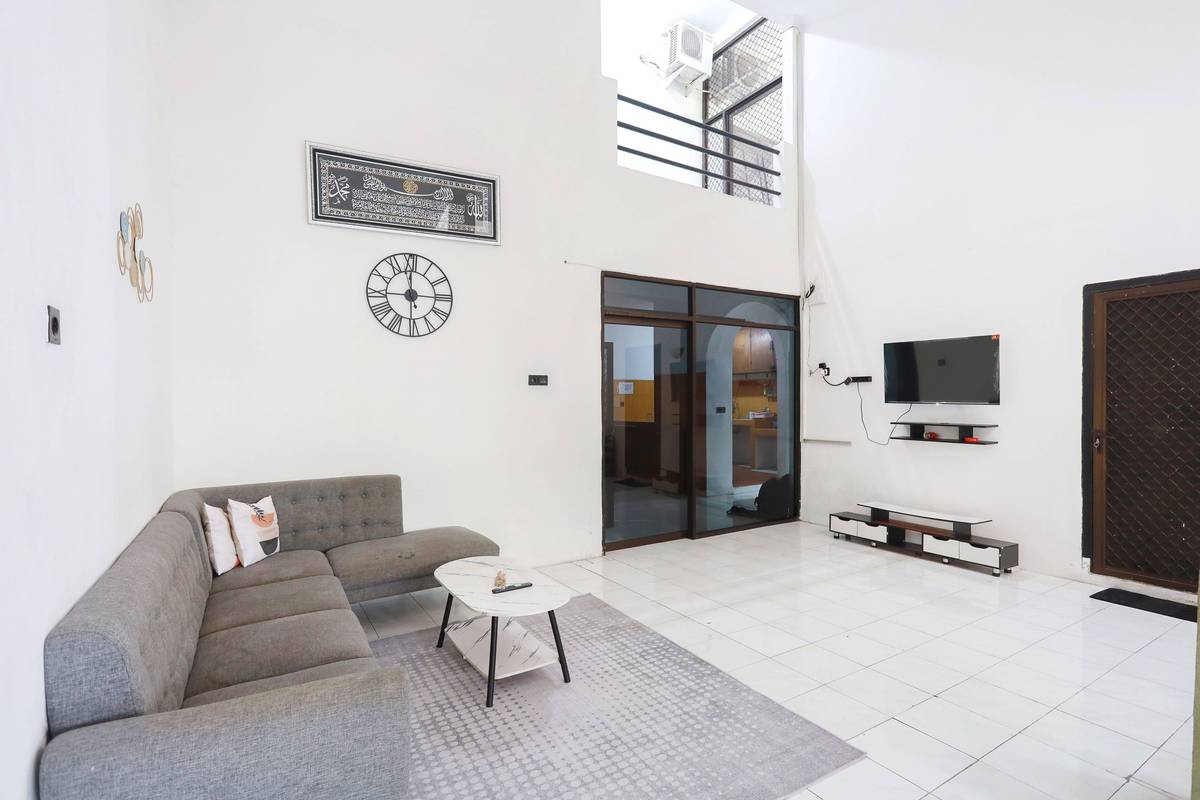 Foto Rukita Unit Grey Kost Gunungsari Surabaya