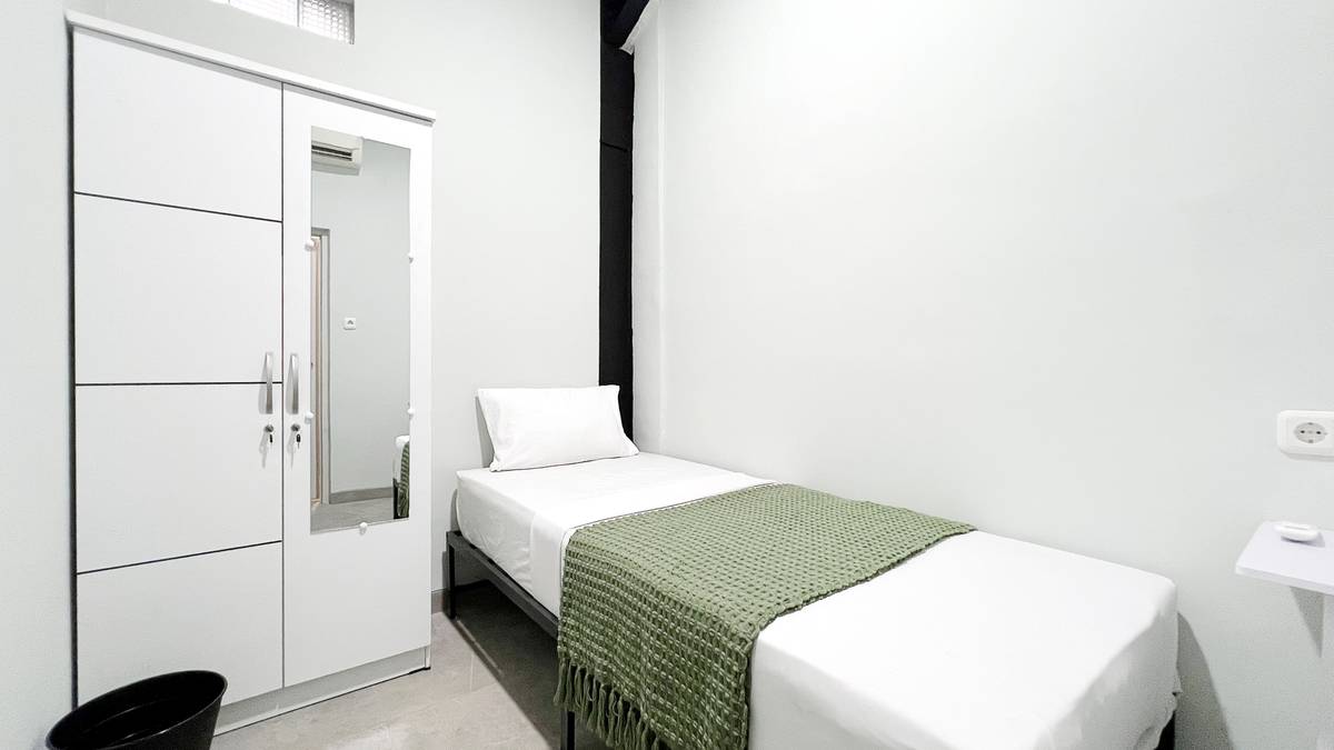 https://images.rukita.co/buildings/building/decb4ac1-7de7-4fc4-bab3-8e34d798c342.jpg