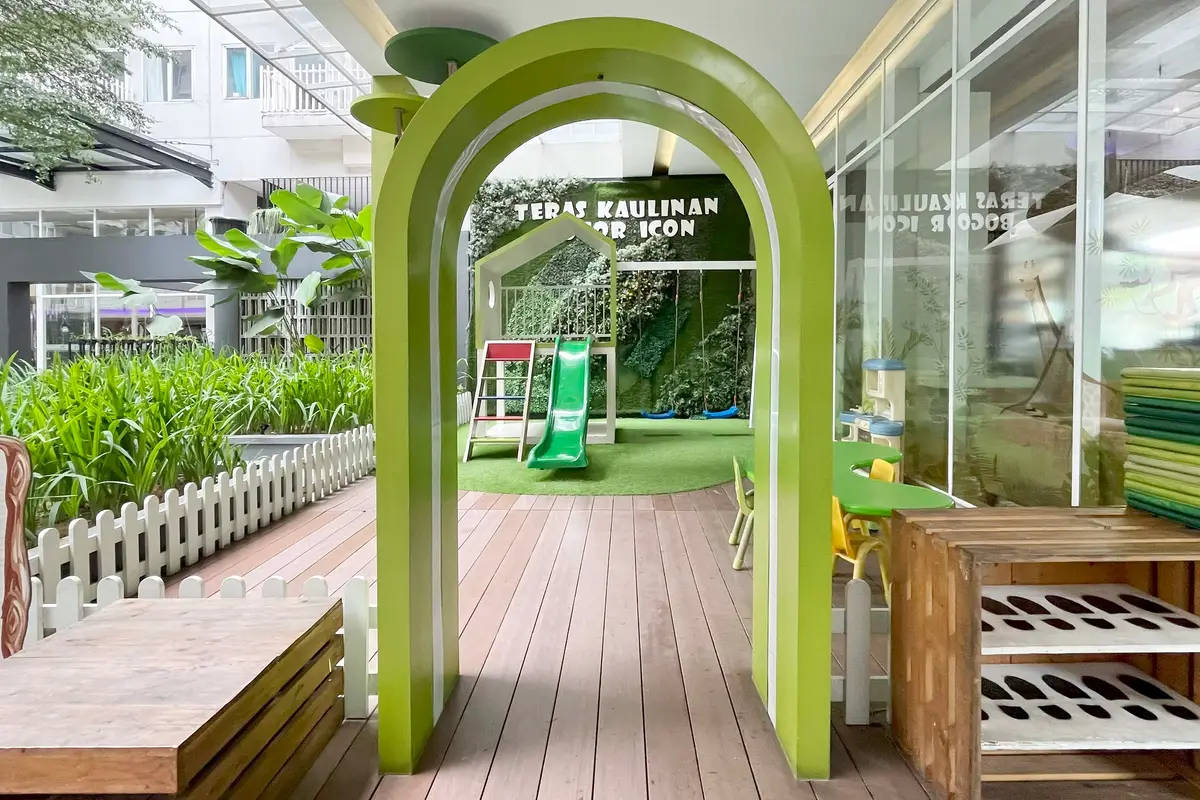 https://images.rukita.co/buildings/building/e4a6e6fe-1268-4d06-8c33-86fe15edb572.webp