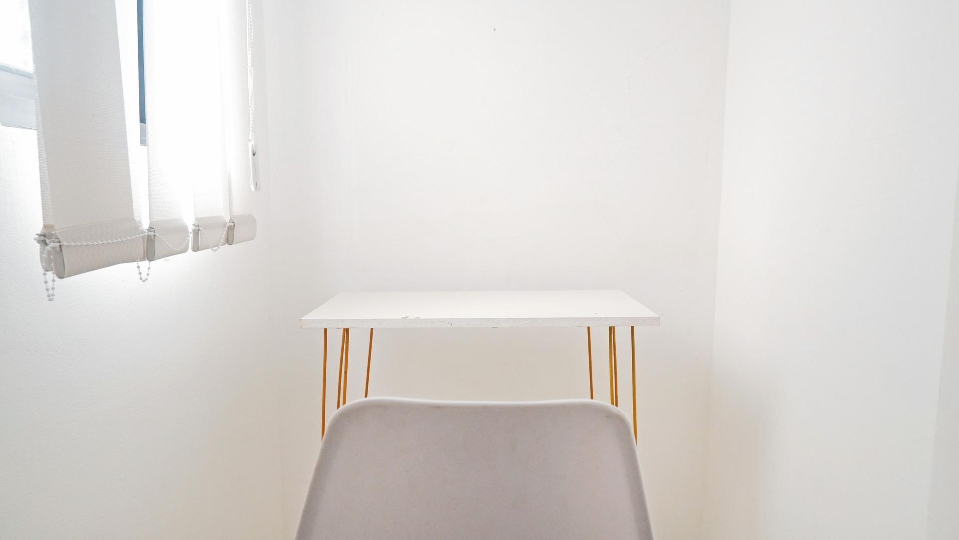 https://images.rukita.co/buildings/building/e4d4afdc-64d.jpg