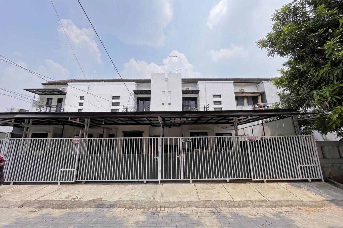 https://images.rukita.co/buildings/building/e5c46fbf-ffa.jpg