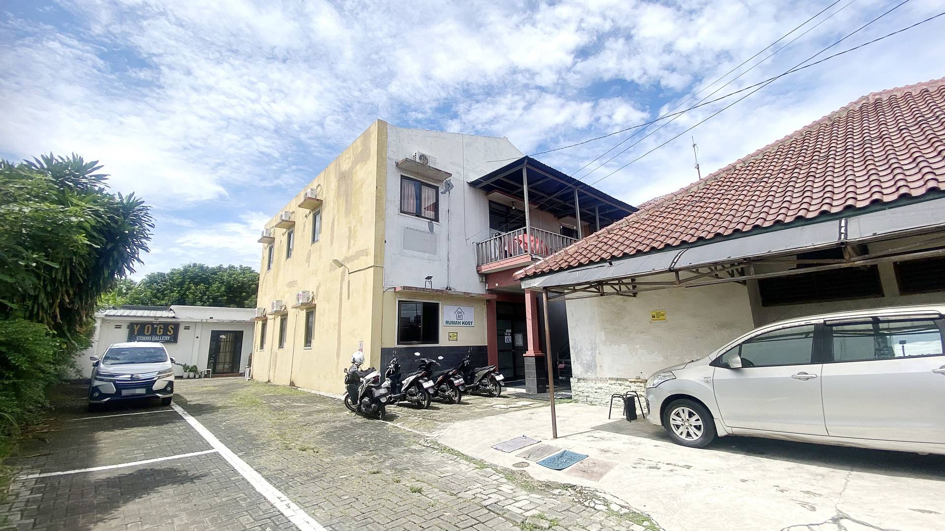 https://images.rukita.co/buildings/building/eb51d6fb-a761-4572-97c5-ce9762367327.jpg
