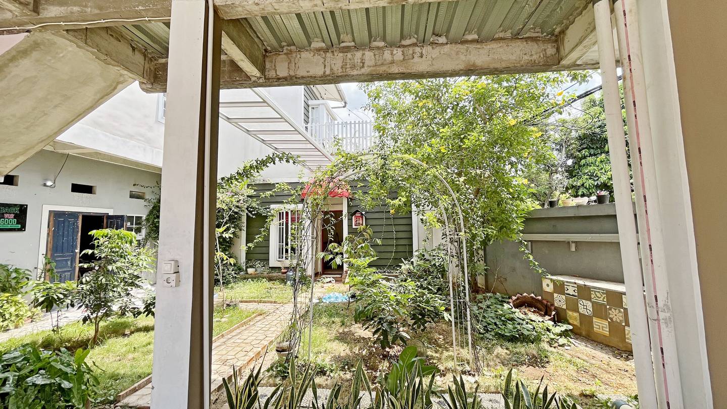 https://images.rukita.co/buildings/building/eb60cc00-6ed.jpg