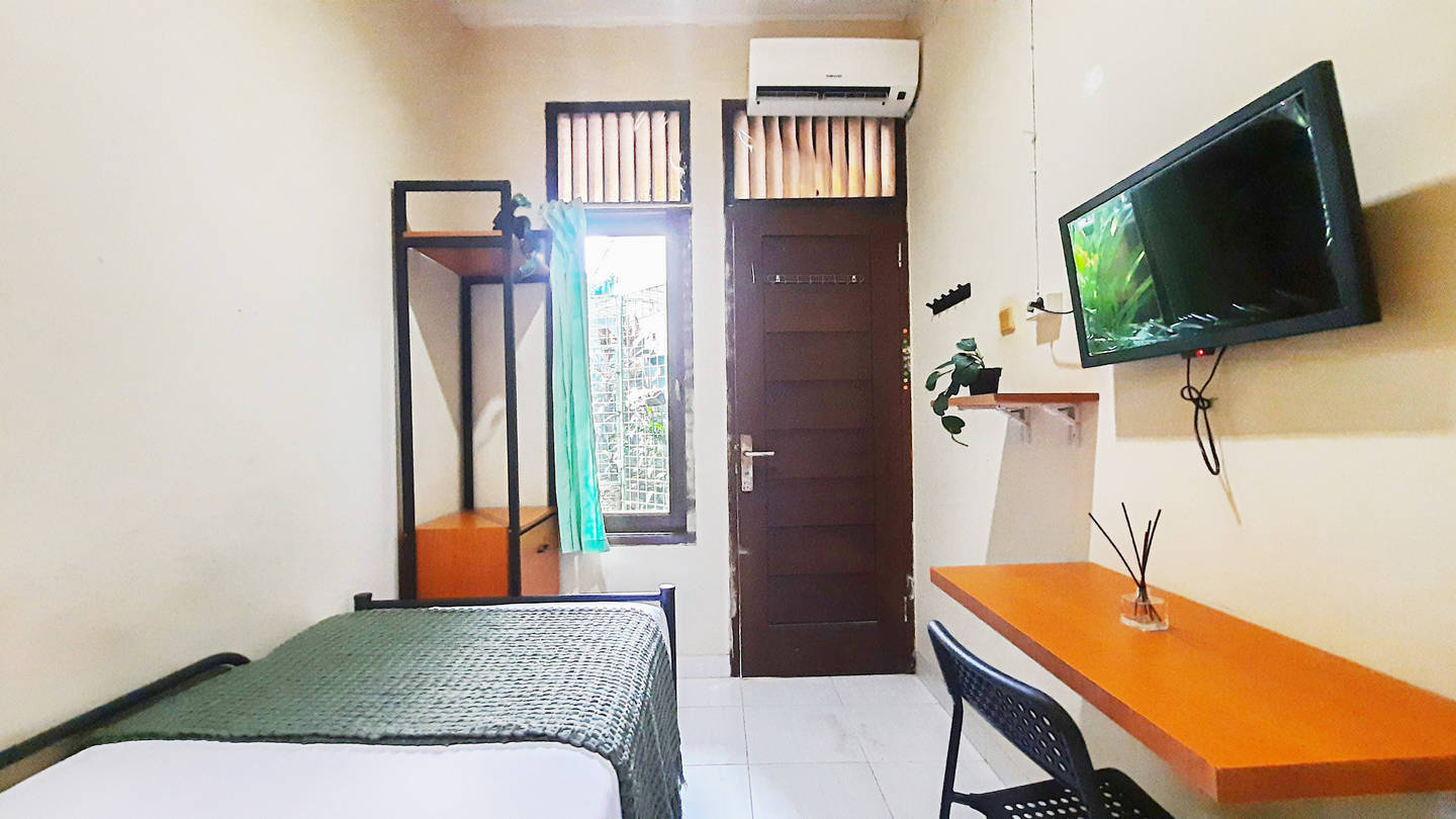https://images.rukita.co/buildings/building/ec9e2825-782.jpg