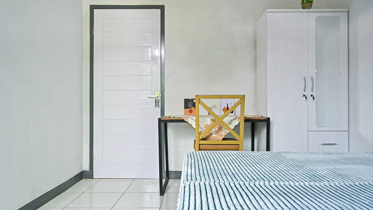 https://images.rukita.co/buildings/building/ecaca9f2-c3c.jpg