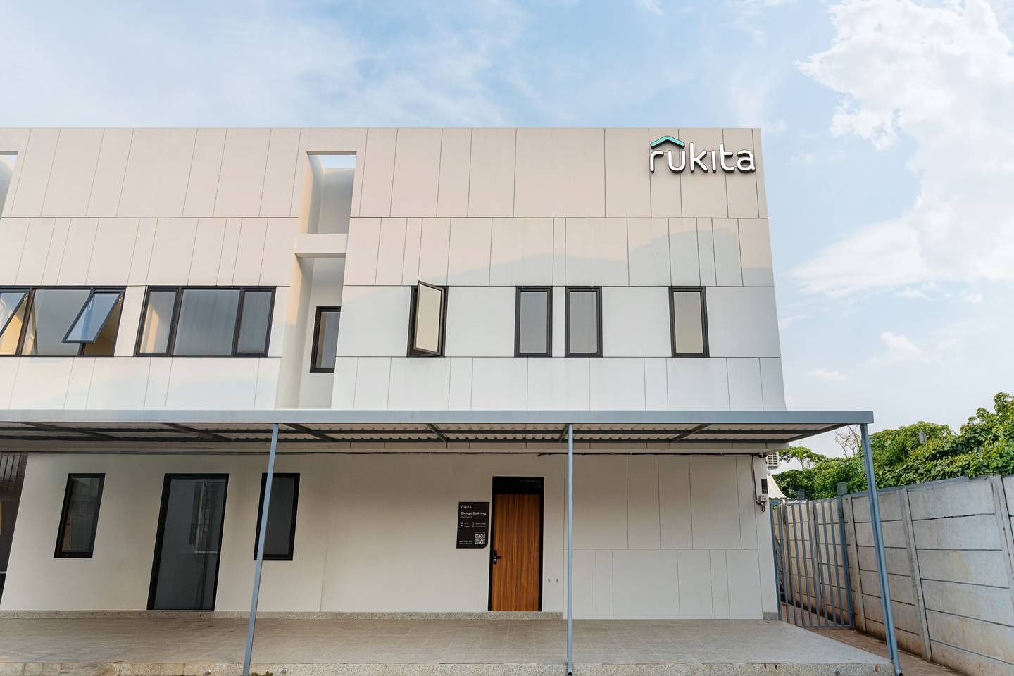 https://images.rukita.co/buildings/building/ecd002a7-cd5.jpg