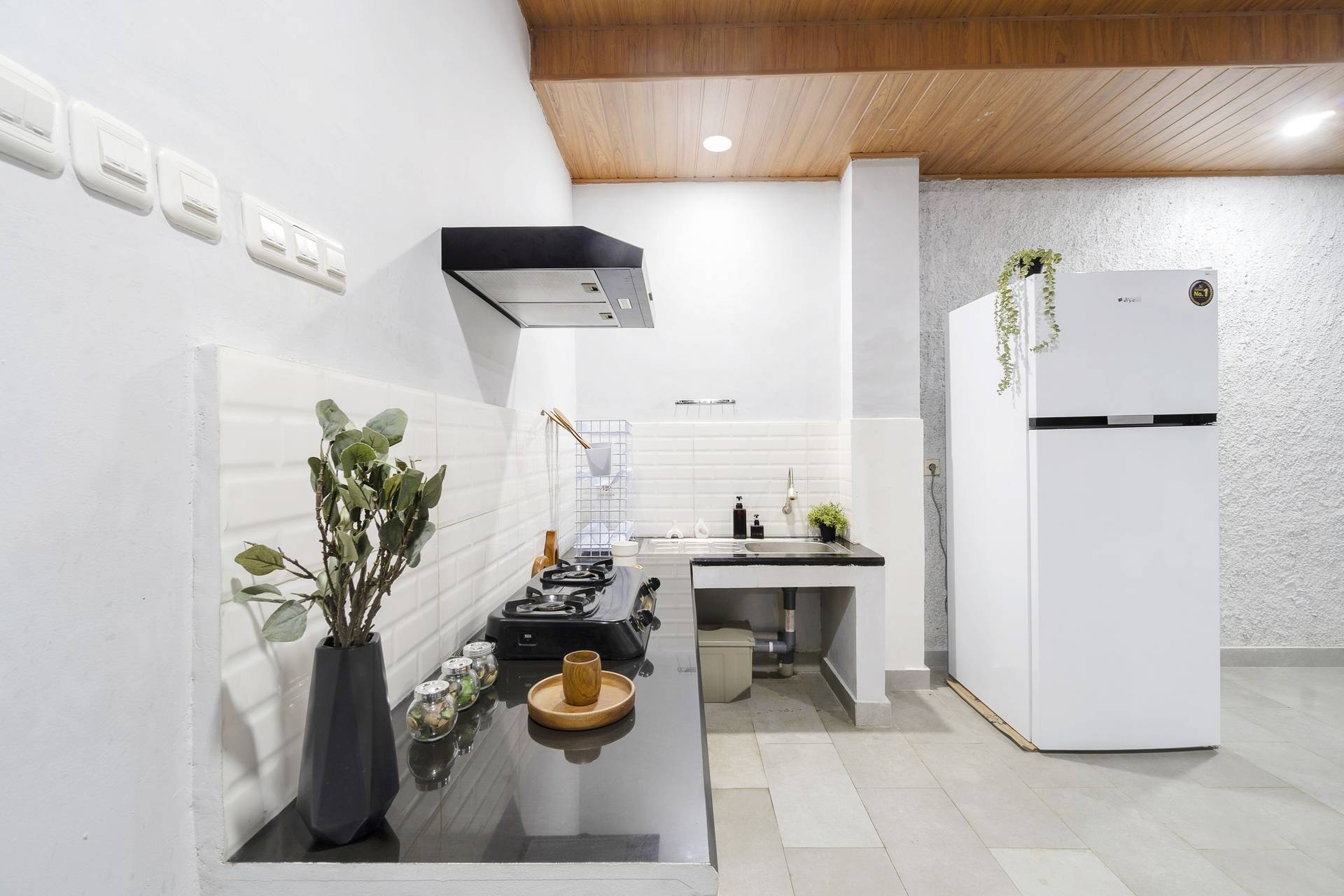 https://images.rukita.co/buildings/building/ed66b2d3-2ab9-498f-9581-22df15b5555d.jpg