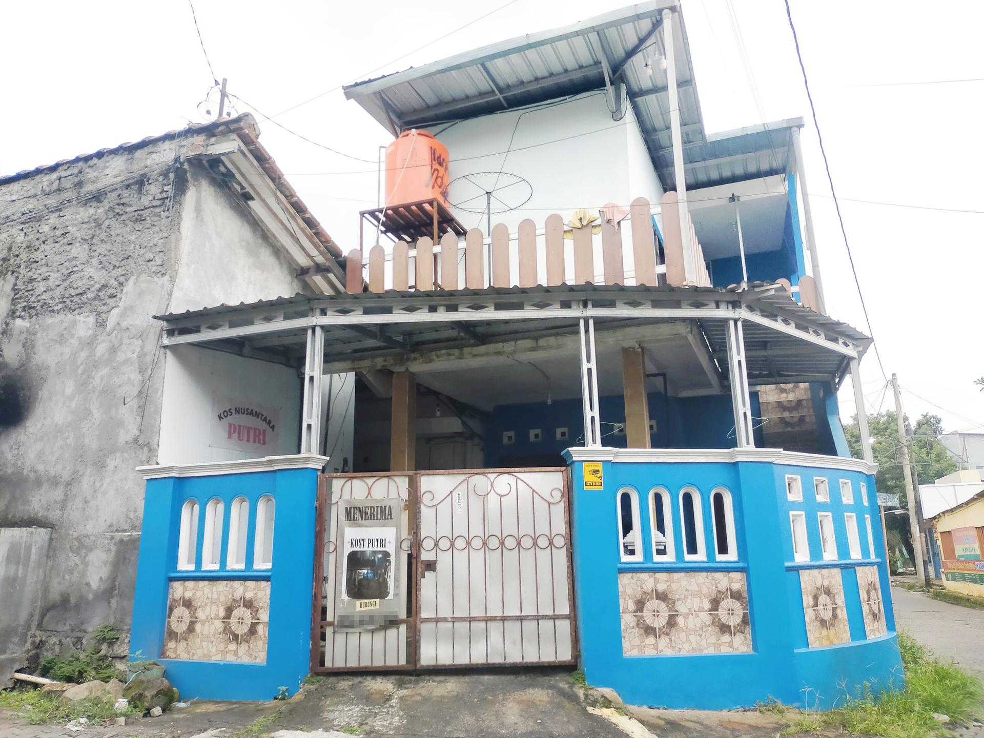 https://images.rukita.co/buildings/building/ee841bf4-c7a3-4558-a4b7-4fd3a6dc1faa.jpg