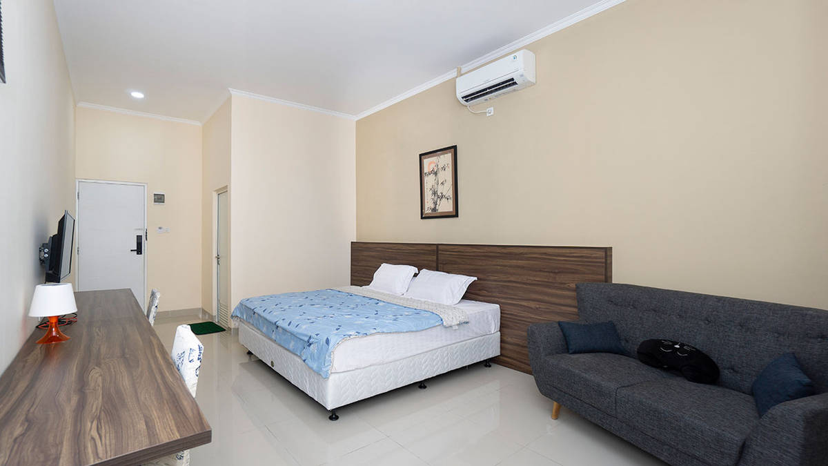 https://images.rukita.co/buildings/building/eec71b82-d33.jpg