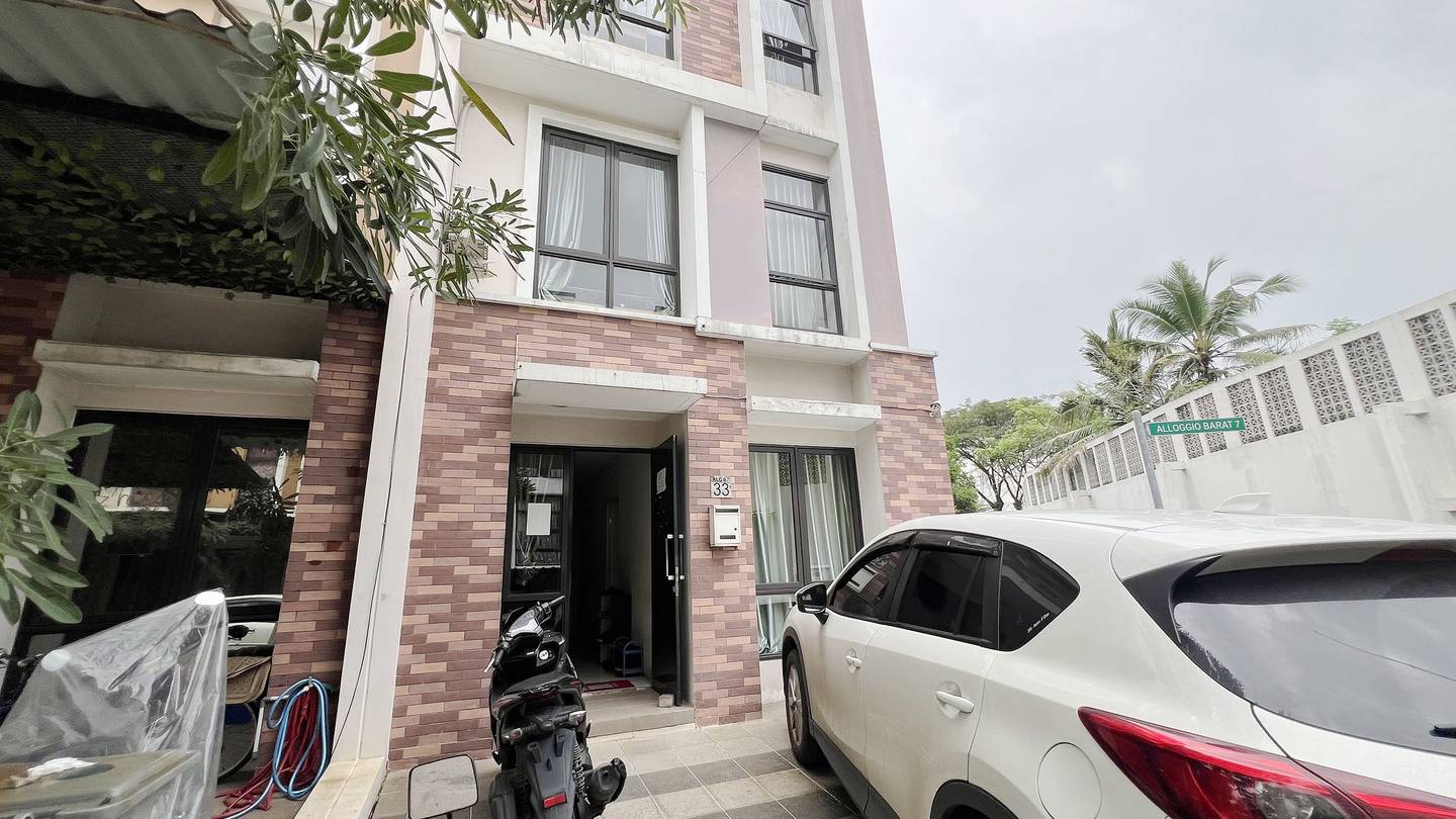 https://images.rukita.co/buildings/building/eeed52b8-164.jpg