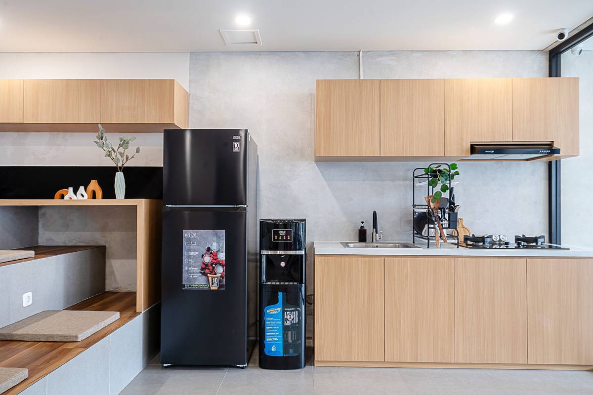 https://images.rukita.co/buildings/building/ef81d854-20e.jpg