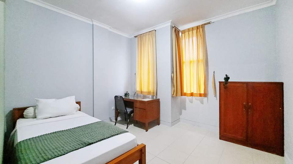 Foto Rukita Unit Cemara Kost Harapan Indah